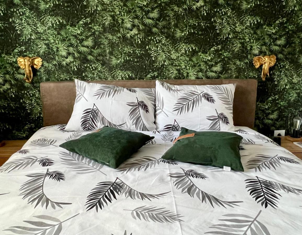 Jungle Lux Apartment Čačak Buitenkant foto